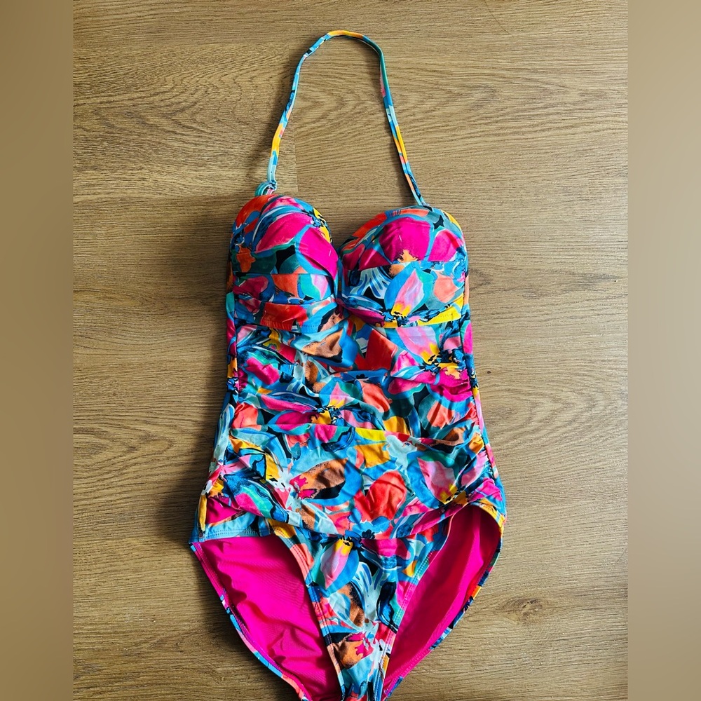 Anne Cole Women’s Colorful  Floral One Piece Swimsuit Size 6